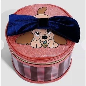Disney “Lady and the Tramp” Round Cosmetic Case by Danielle Nicole. New/Tags!